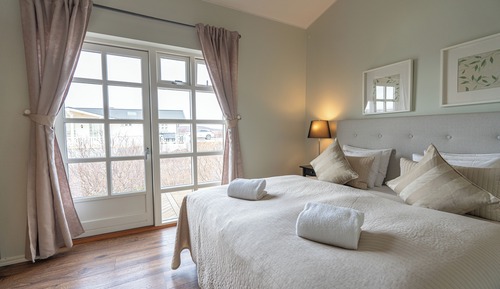 5 Bedroom Apartment