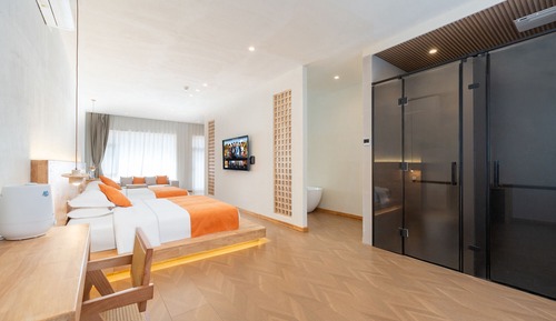 Habitación Confort con 2 camas individuales, vistas al patio