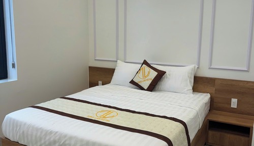 Basic Double Room, 1 Queen Bed, Hill View