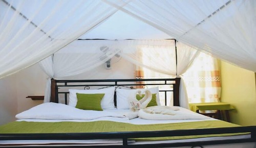 Standard Double Room, Garden View
