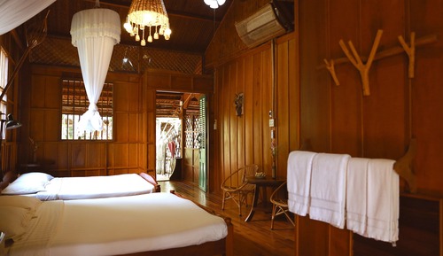 Habitación cuádruple Deluxe, vistas al jardín