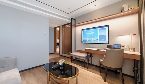 Classic Suite, City View