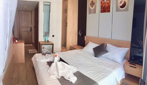 Estudio Deluxe, 1 cama de matrimonio, balcón, vistas a la ciudad