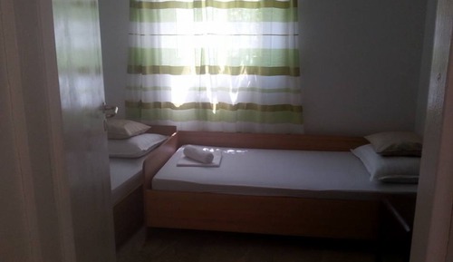 Apartamento (One Bedroom Apartment - Karlo)