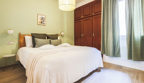 Apartamento, 2 habitaciones, balcón