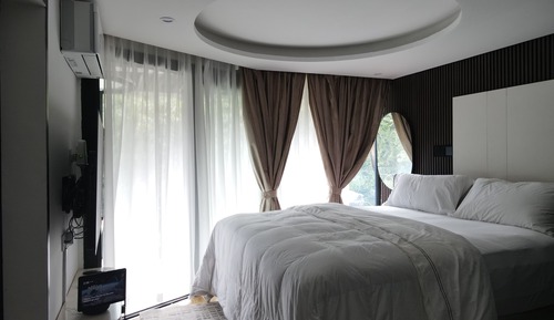 Suite estudio Deluxe, 1 cama de matrimonio grande, balcón, vistas a la montaña
