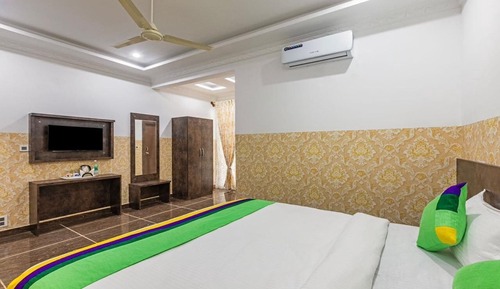 Standard Double or Twin Room