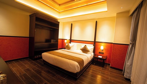 Suite, vistas al río