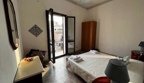 Habitación Confort doble, balcón, vistas a la ciudad