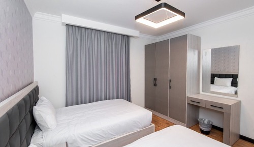 Apartamento de lujo, 4 habitaciones, vistas a la piscina