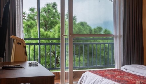 Habitación de lujo, balcón, vistas a la montaña