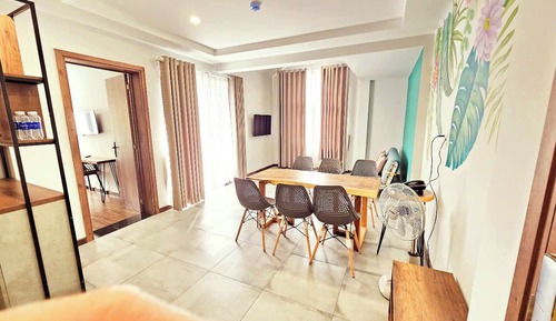 Habitación familiar, varias camas, balcón