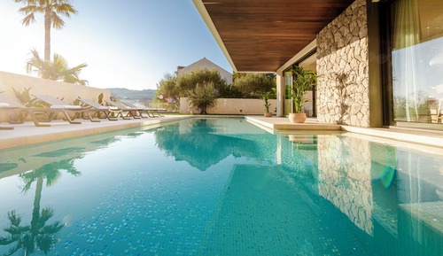 Villa exclusiva, 5 habitaciones, piscina privada, vistas al mar