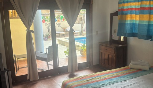Habitación Deluxe doble de uso individual, vistas a la piscina