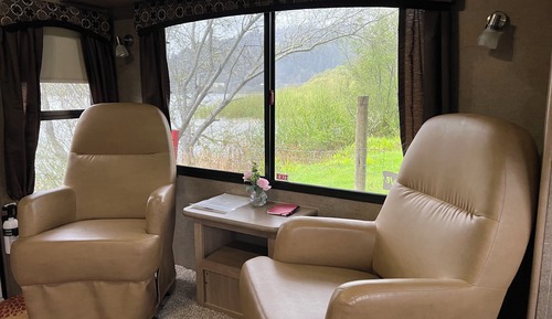 Casa móvil (Surfside glamping trailer (Site #17))