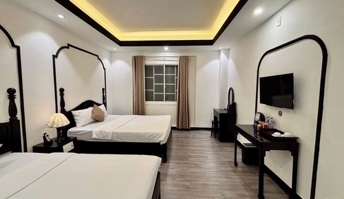 Habitación triple básica, vistas a la ciudad
