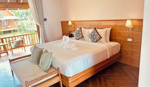 Bungalow Deluxe, vistas al lago, en la zona del jardín