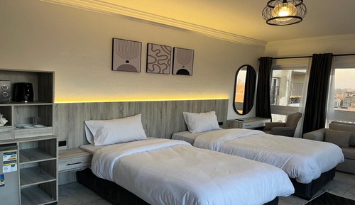 Habitación de lujo con 1 cama doble o 2 individuales, vistas a la ciudad