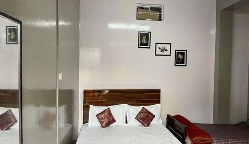 Habitación económica con 1 cama doble o 2 individuales