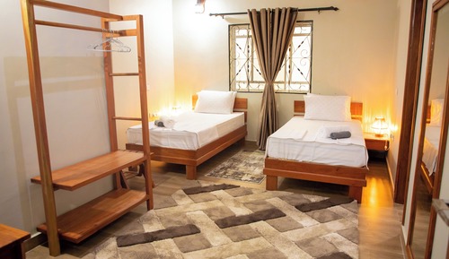Suite ejecutiva, balcón, vistas al jardín
