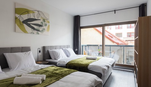 Apartamento familiar, balcón