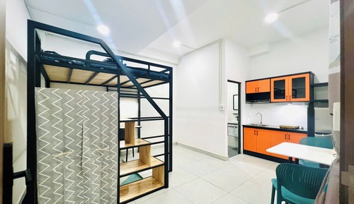 Estudio de diseño, 1 cama de matrimonio, vistas a la ciudad