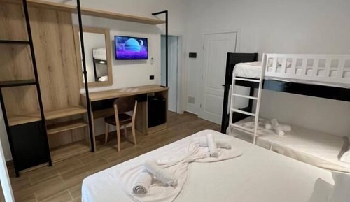 Habitación cuádruple, vistas al jardín