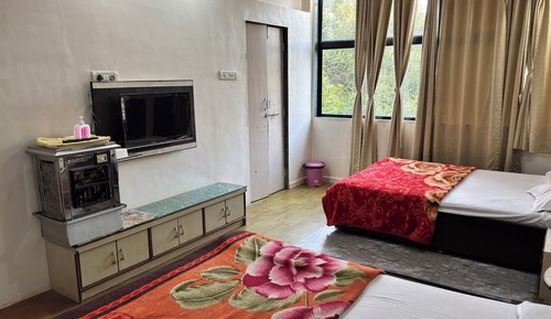 Habitación familiar con 2 camas individuales, varias camas, Servicio de limpieza