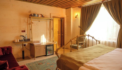 Habitación Confort, 1 cama de matrimonio grande con sofá cama, Servicio de limpieza