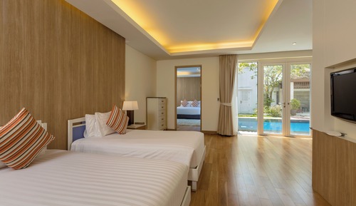Villa familiar, 3 habitaciones, vistas parciales al mar