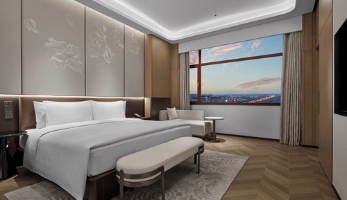 Premium Suite, 1 Bedroom, Private Bathroom, Park View