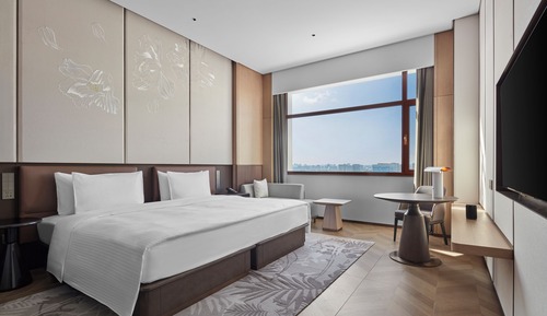Standard Twin Room, Housekeeping, City View
