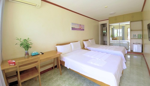Habitación con 2 camas individuales