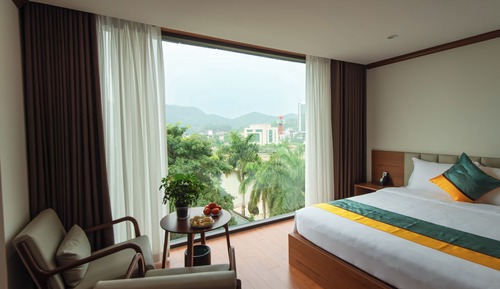 Deluxe Double Room Single Use