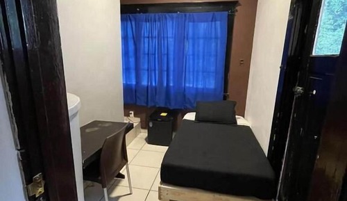 Habitación individual, baño privado