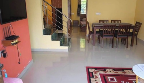 Bungalow, 3 habitaciones, balcón, vistas a la piscina