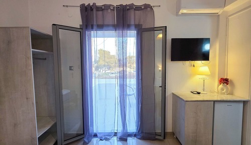 Habitación superior con 1 cama doble o 2 individuales