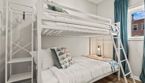 Apartamento familiar, varias camas, Aire acondicionado, vistas a la ciudad