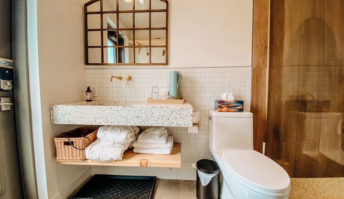 Forfait DUO - 2 cabines King Standard et salle de bain privée (idéal pour famille ou couple d'amis)