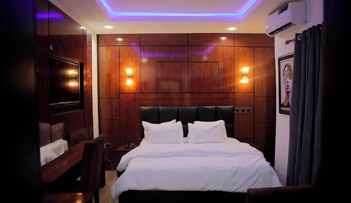 Economy Room, Balcony, City View