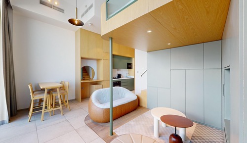 Estudio superior, 1 cama de matrimonio, baño privado, vistas a la ciudad