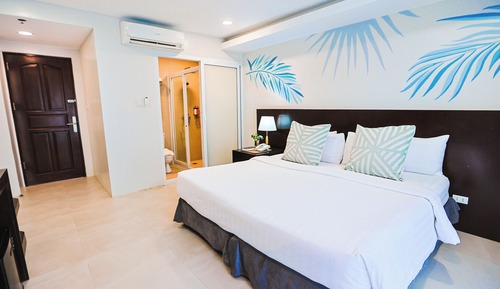 Deluxe Double or Twin Room, Private Bathroom, Partial Sea View