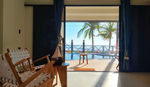 Habitación superior, 2 camas dobles, vistas a la playa