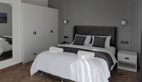 Habitación de luna de miel, mirando al mar