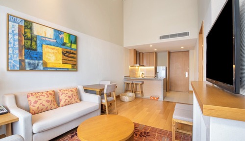 Suite, balcón