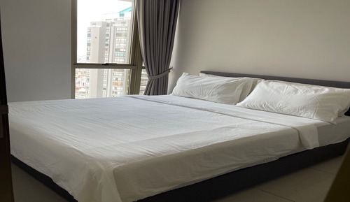Apartamento superior, 1 habitación, cocina, vistas a la ciudad