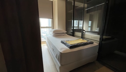 Apartamento superior, 3 habitaciones, cocina, vistas a la ciudad