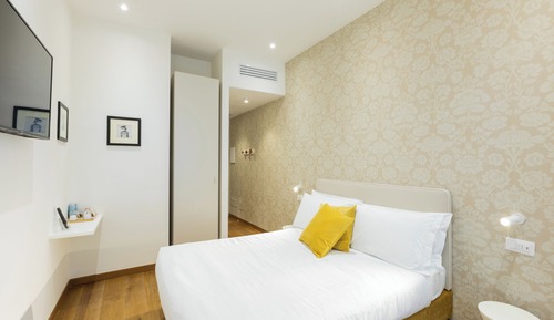 Habitación estándar con 1 cama doble o 2 individuales