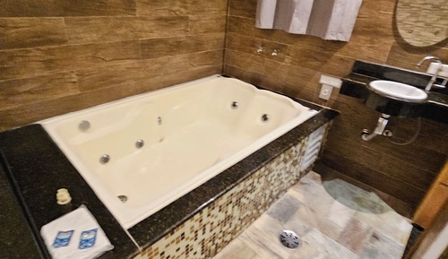 Suite superior, 1 cama de matrimonio, no fumadores, baño privado