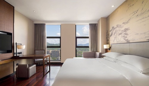 Habitación básica doble, 1 cama doble, vistas a la ciudad